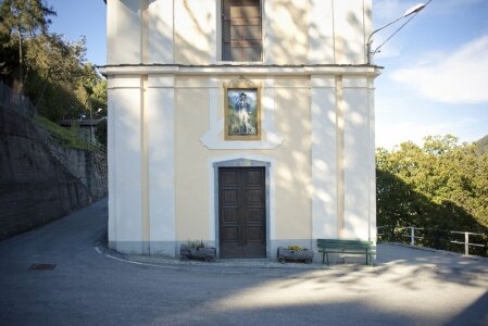 PEDESINA, THE SMALLEST TOWN IN ITALY - Arianna Sanesi/Elisabetta Cociani